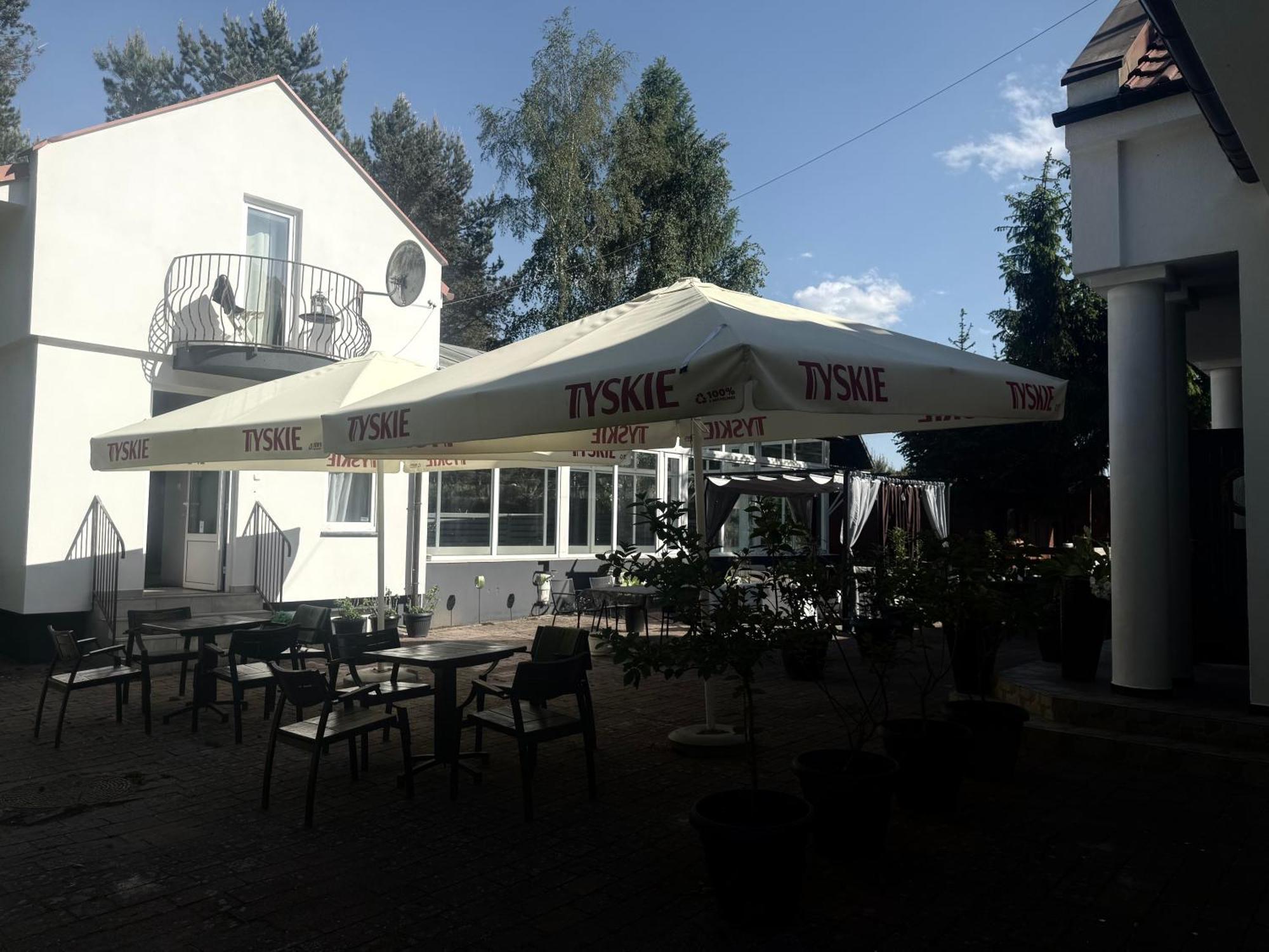 Korab & * Wiselka